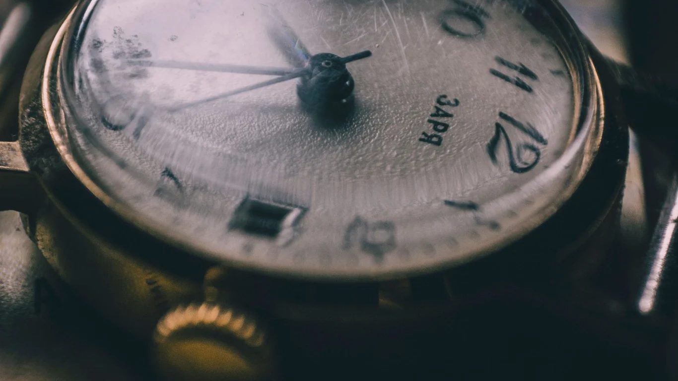 How To Remove Scratches From Watch Crystal At Home: What Works by Crystal Type