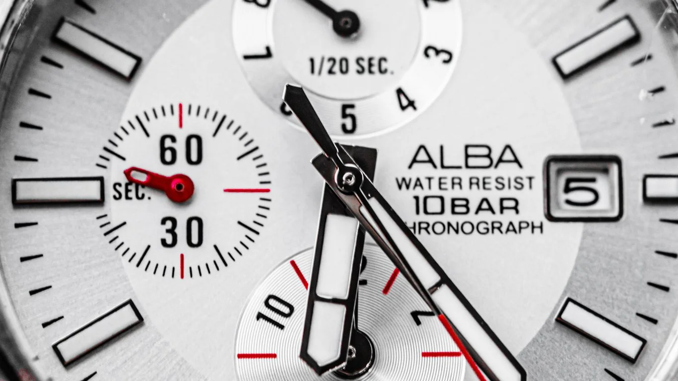 100m / 10 ATM Water Resistance Meaning: What It Actually Means