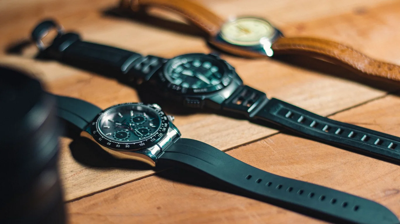 Proprietary Watch Strap Compatibility: What Actually Fits