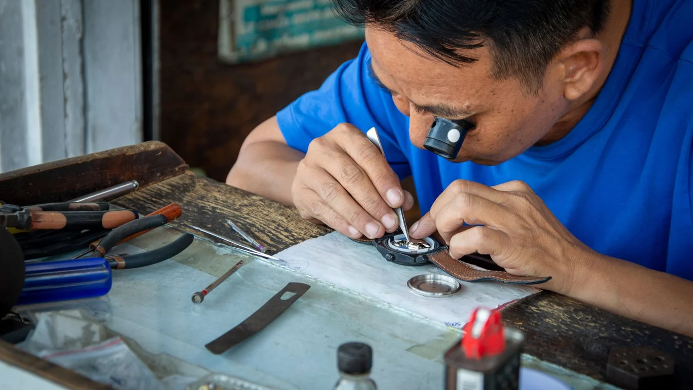Sellita SW200 / SW300 / SW500 Problems: Causes, Fixes & When to See a Watchmaker