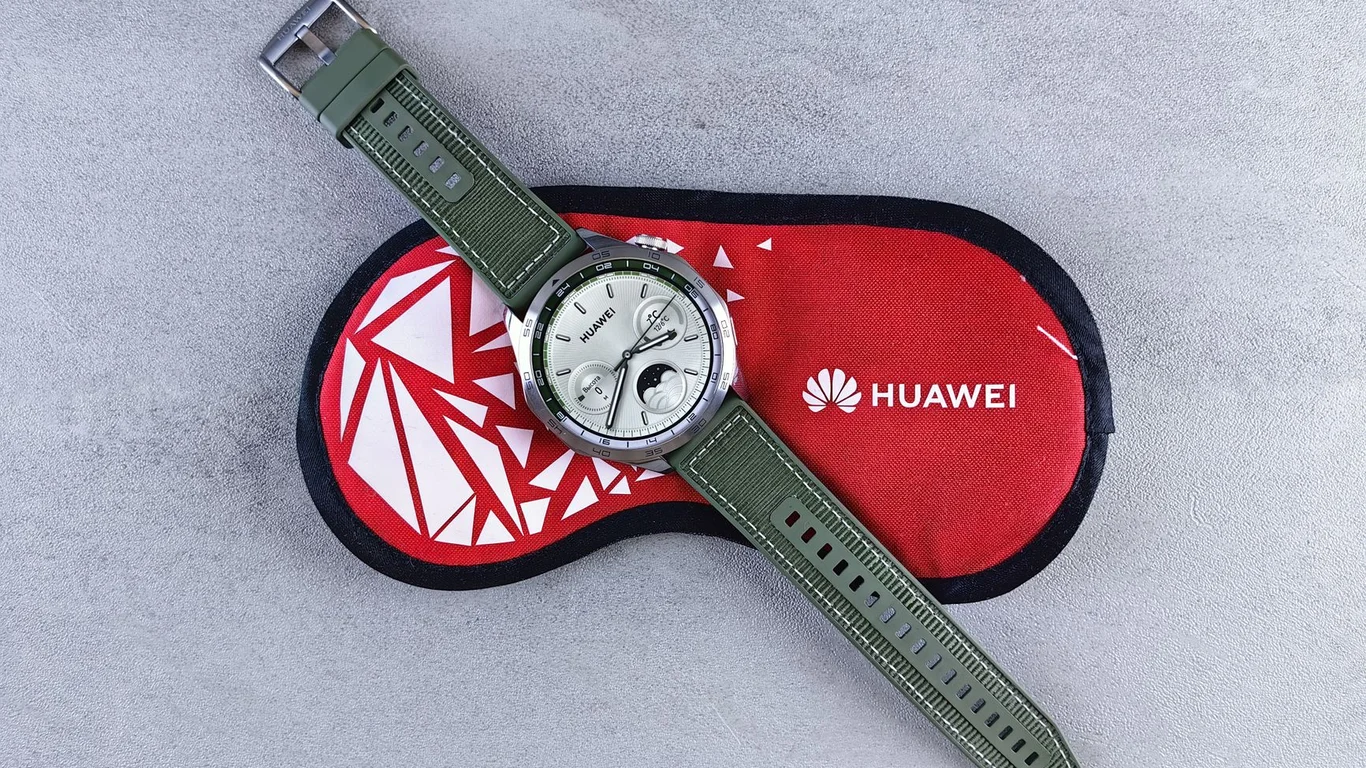 18mm Watch Strap Compatible With: Every Material & Attachment Type