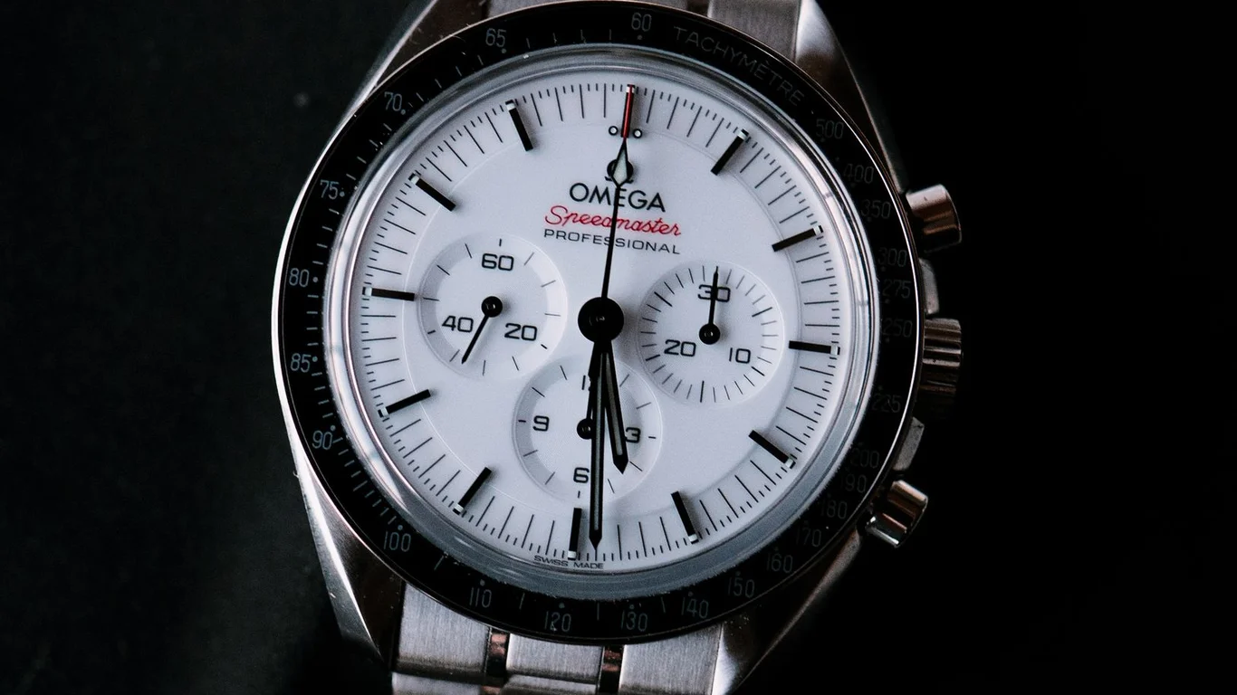Omega Speedmaster Strap Size: Compatibility Guide