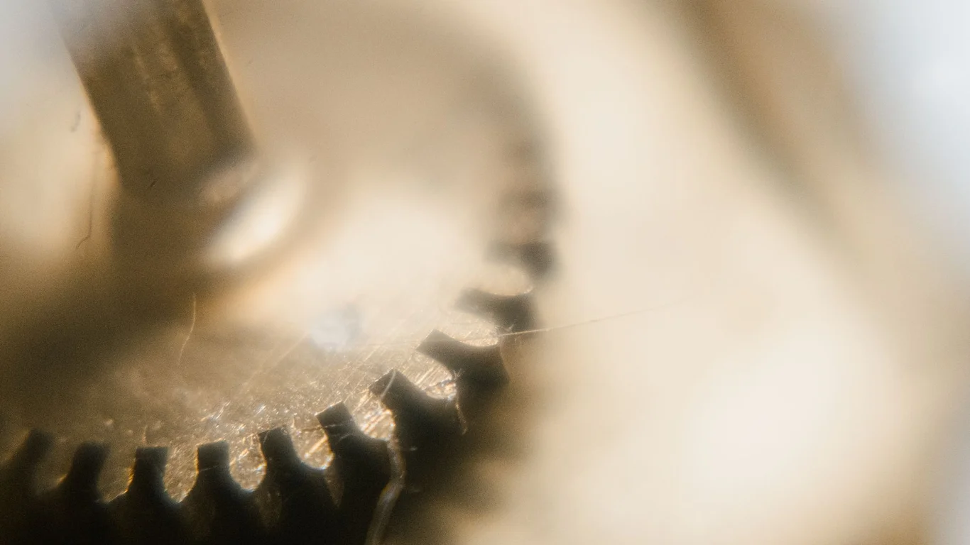 Orient In-House Calibers (F6 / F7 Series) Problems: Causes, Fixes & When to See a Watchmaker