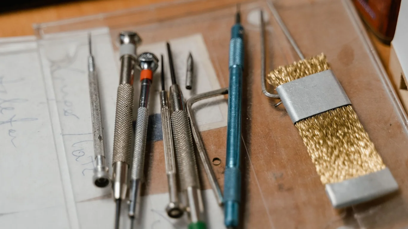 Spring Bar Size Guide: Length, Diameter & Quick-Release Explained